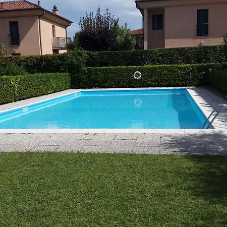 Pangsapuri 50 m² dengan 1 bilik tidur dan 1 bilik mandi peribadi di Santa Maria di Lugana Sirmione Luaran gambar